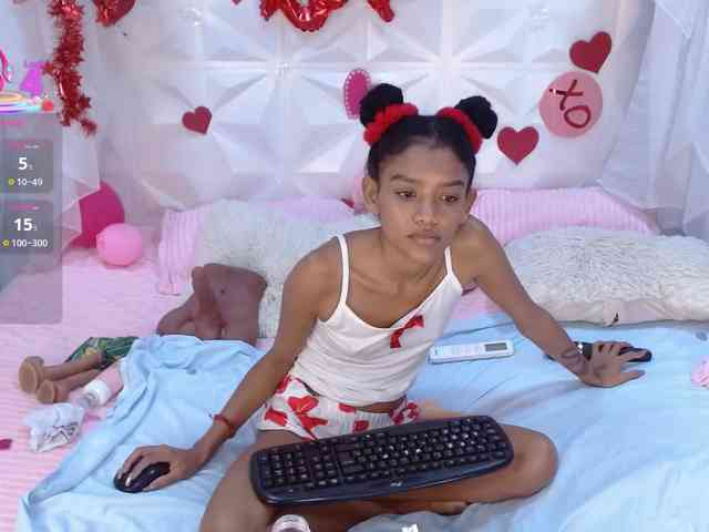 adissonpetite webcam