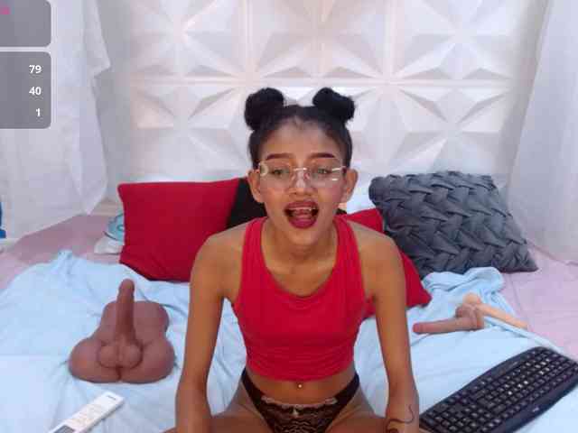 adissonpetite webcam