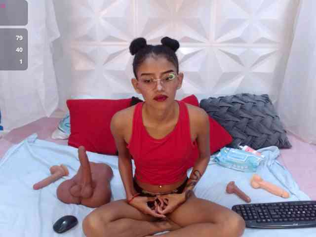 adissonpetite webcam