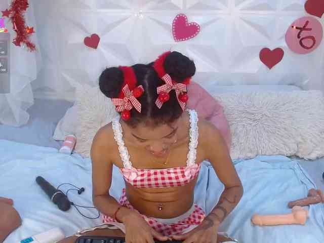 adissonpetite webcam