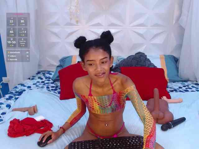 adissonpetite webcam