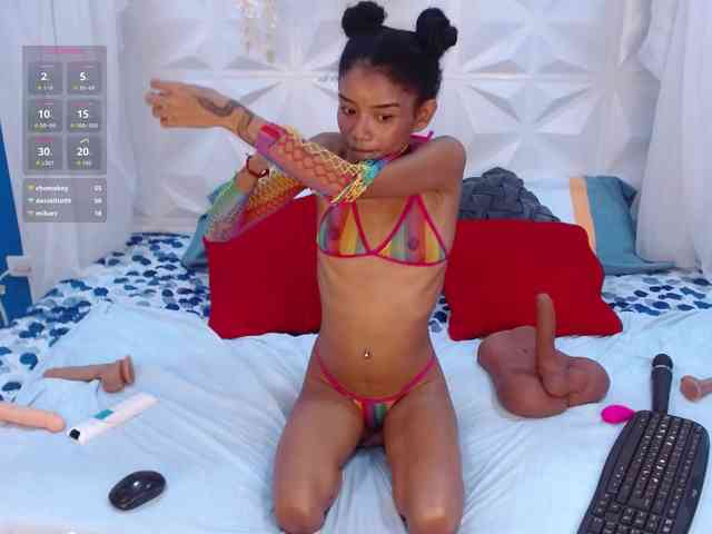 adissonpetite webcam