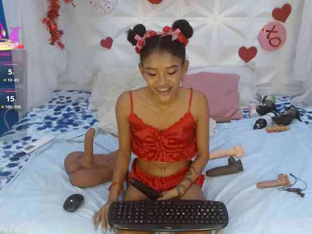 adissonpetite webcam