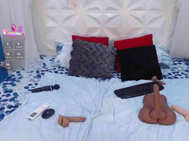 adissonpetite webcam