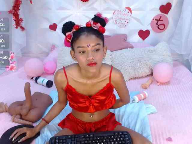adissonpetite Live Webcam on BongaCams