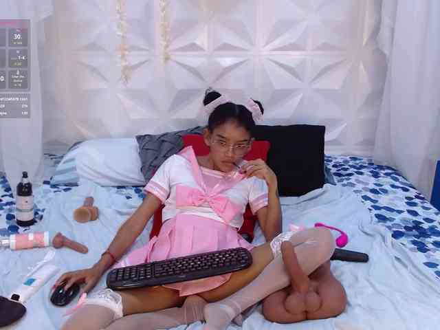 adissonpetite webcam