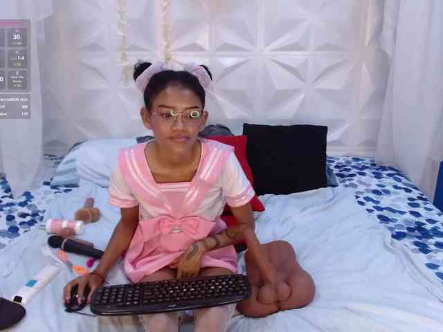 adissonpetite webcam