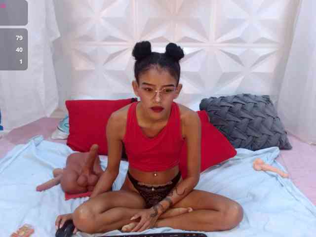 adissonpetite webcam