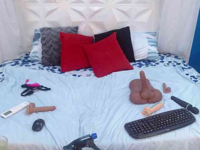 adissonpetite webcam