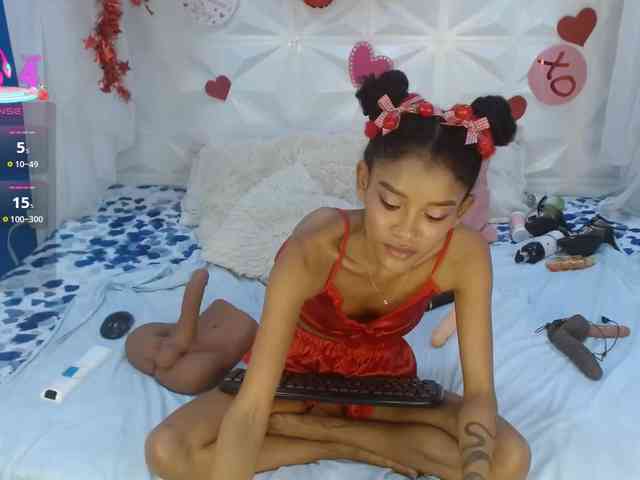 adissonpetite webcam