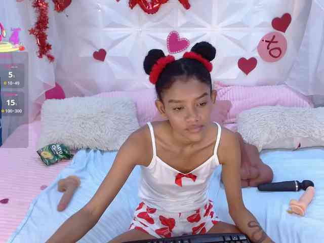 adissonpetite webcam