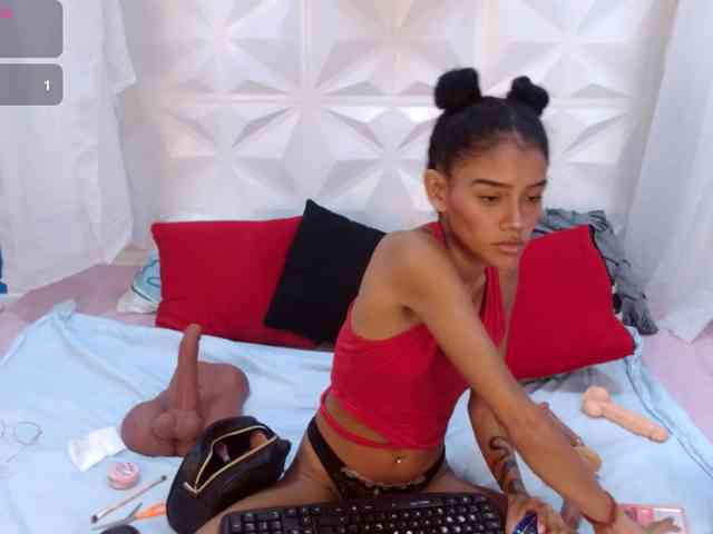 adissonpetite webcam