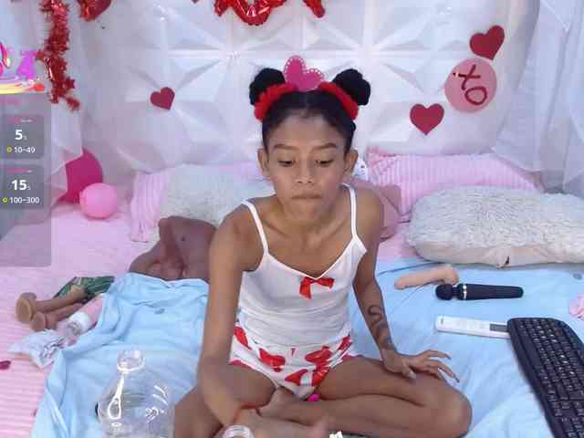 adissonpetite webcam