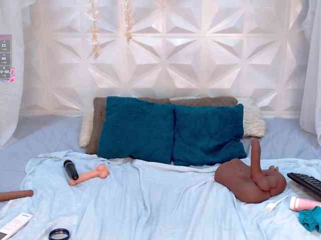 adissonpetite webcam