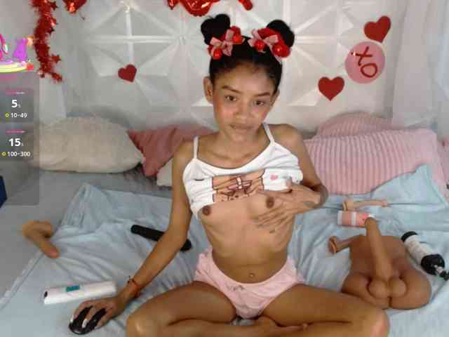 adissonpetite webcam