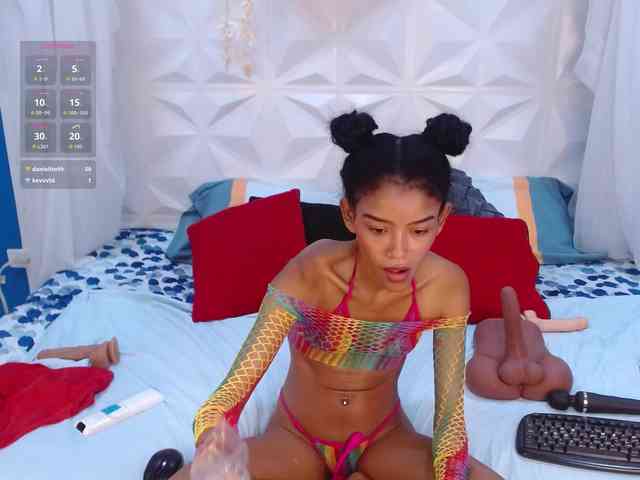 adissonpetite webcam