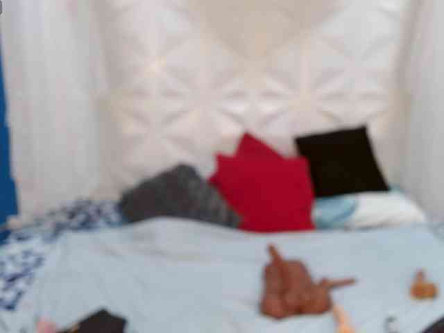 adissonpetite webcam