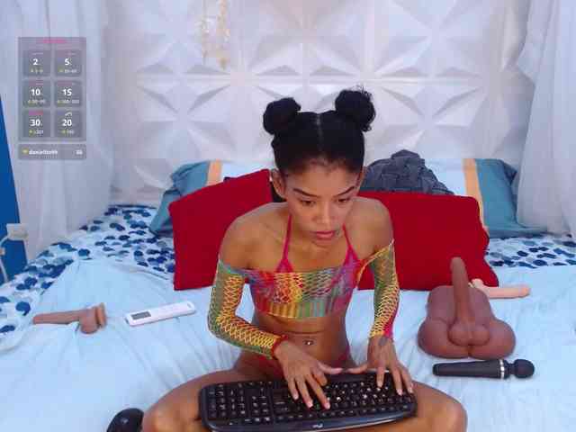 adissonpetite webcam