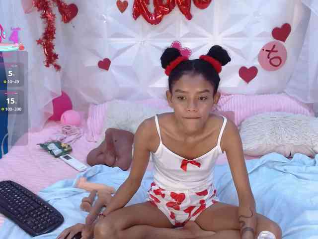 adissonpetite webcam