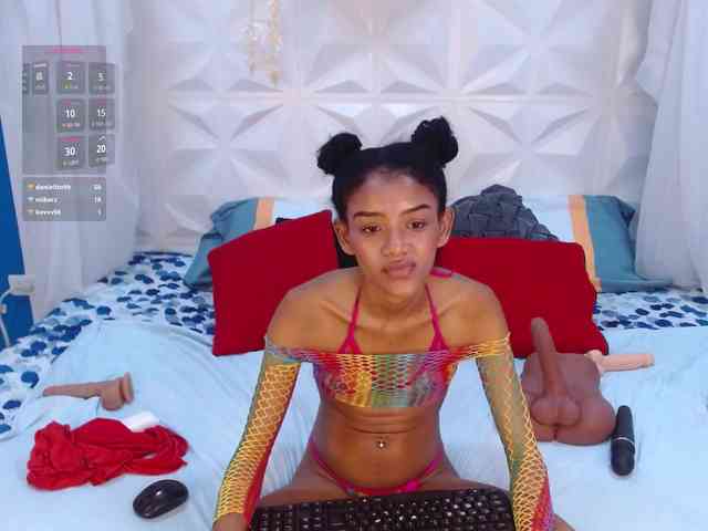 adissonpetite webcam