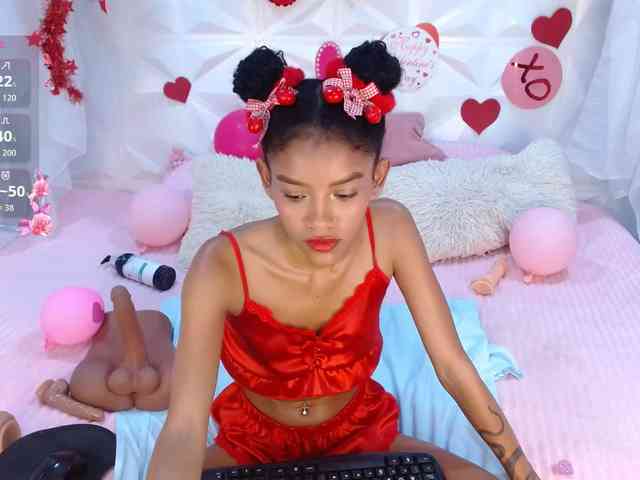 adissonpetite webcam