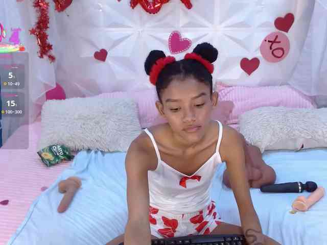 adissonpetite webcam