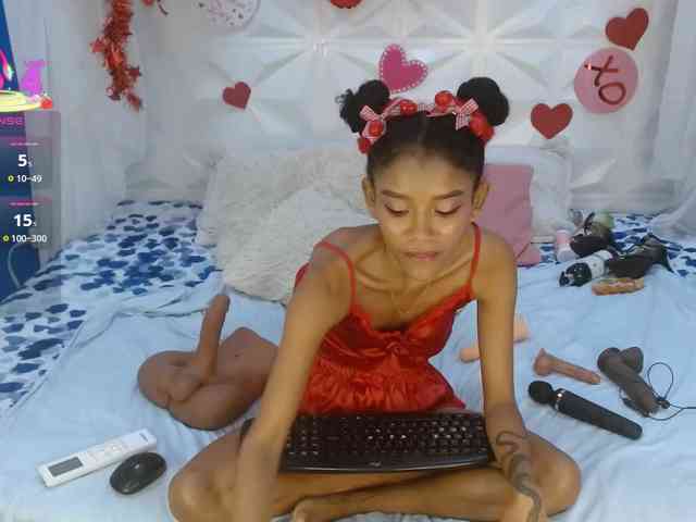 adissonpetite webcam