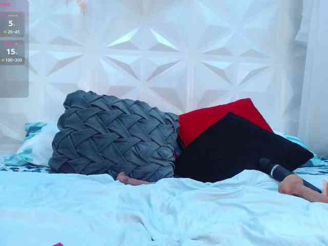 adissonpetite webcam