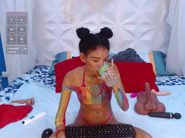 adissonpetite webcam