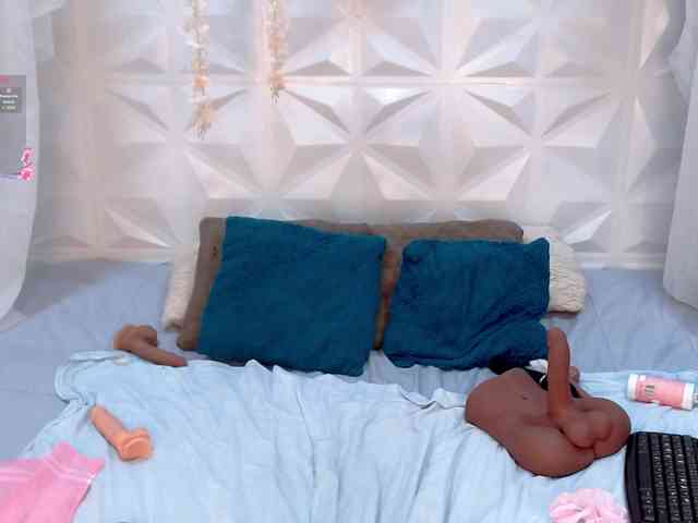 adissonpetite webcam