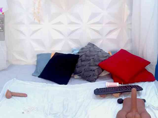 adissonpetite webcam