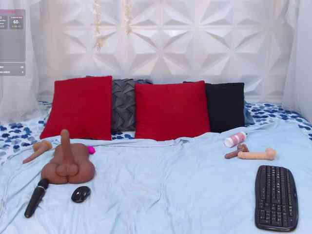 adissonpetite webcam