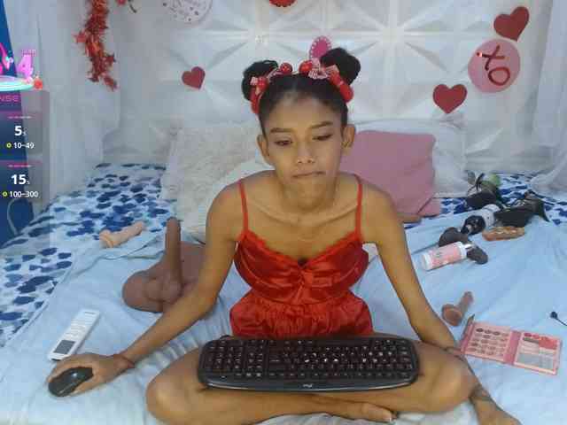 adissonpetite webcam