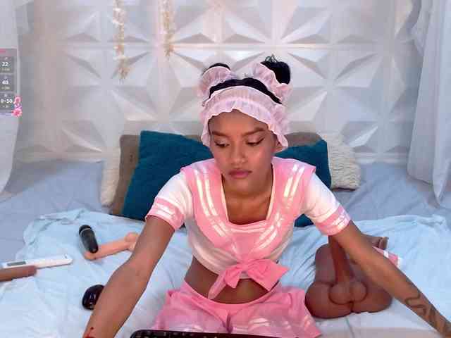 adissonpetite webcam