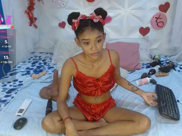 adissonpetite webcam