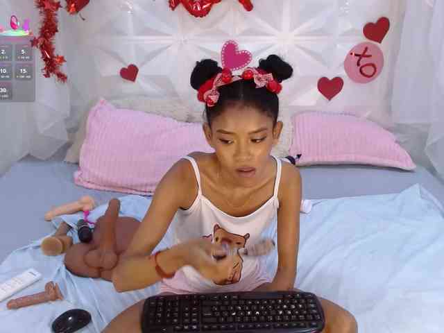 adissonpetite webcam