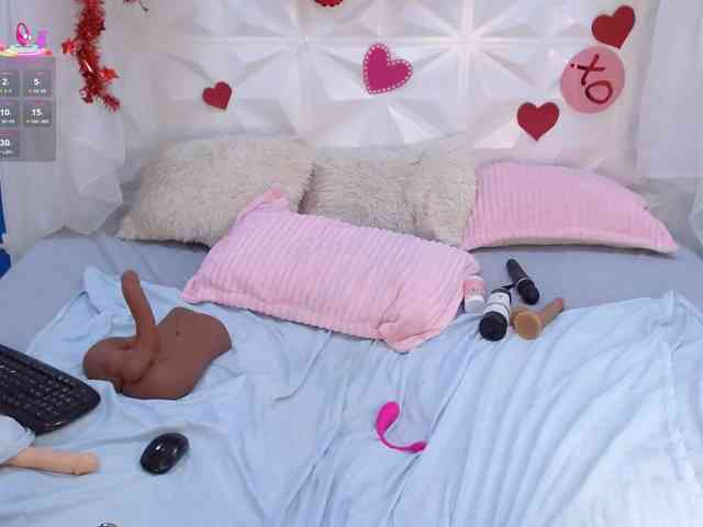 adissonpetite Live Webcam on BongaCams