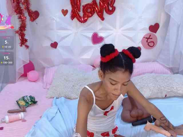 adissonpetite webcam