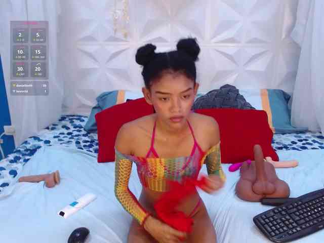 adissonpetite webcam