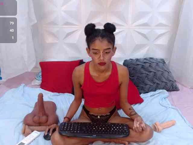 adissonpetite webcam