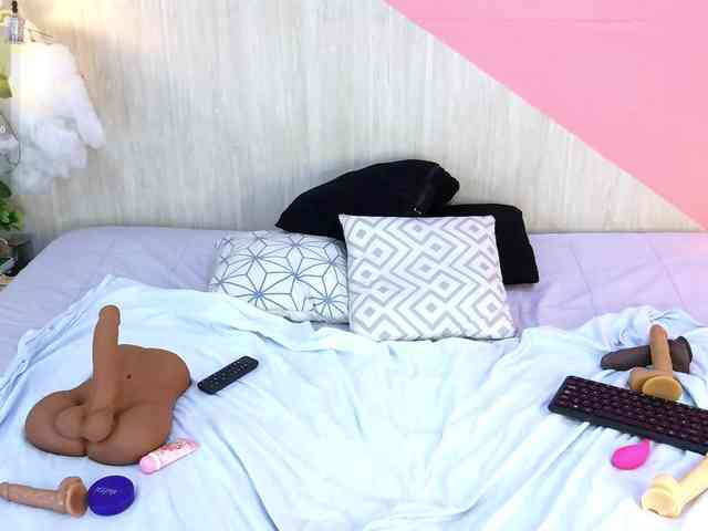 adissonpetite webcam