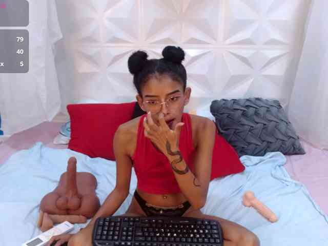 adissonpetite webcam