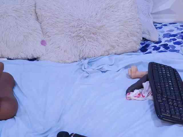 adissonpetite webcam