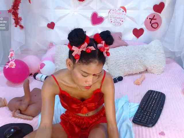 adissonpetite webcam