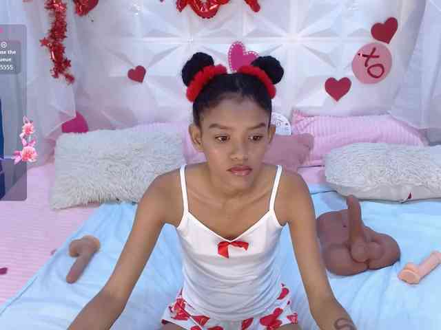 adissonpetite webcam