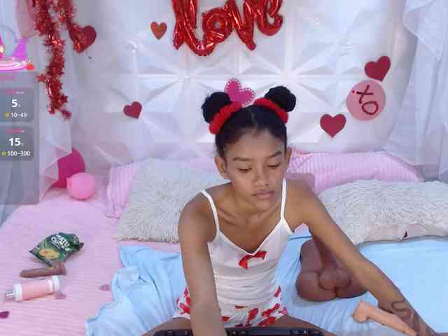 adissonpetite webcam