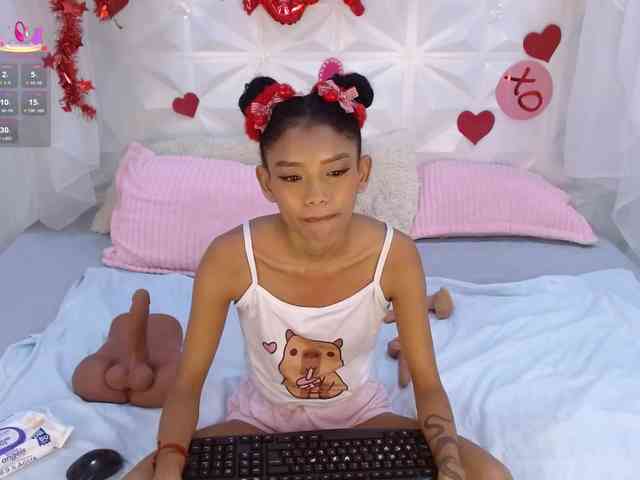 adissonpetite webcam