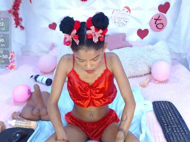 adissonpetite webcam