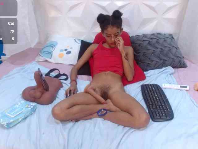 adissonpetite webcam