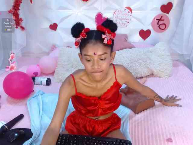 adissonpetite webcam